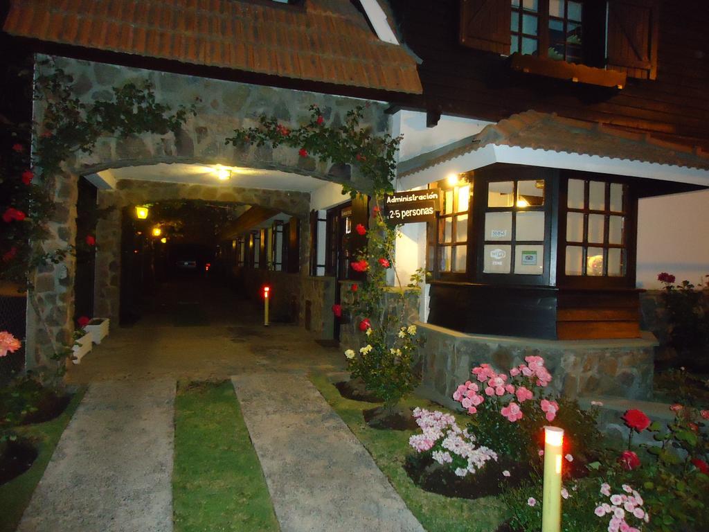 Apart Rose Garden San Martín de los Andes Eksteriør billede