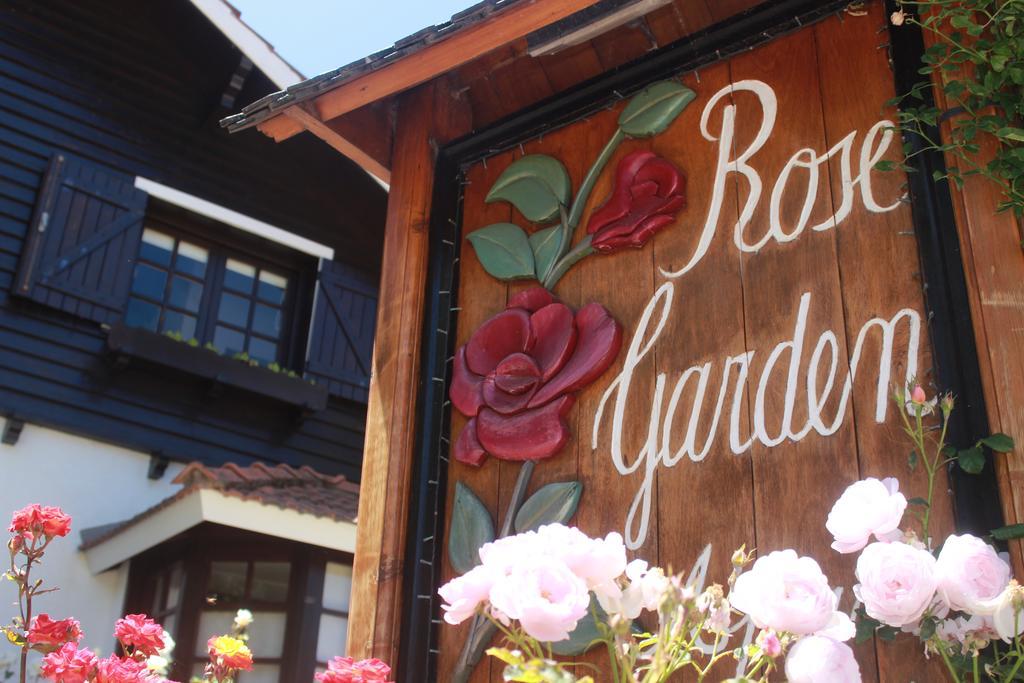 Apart Rose Garden San Martín de los Andes Eksteriør billede